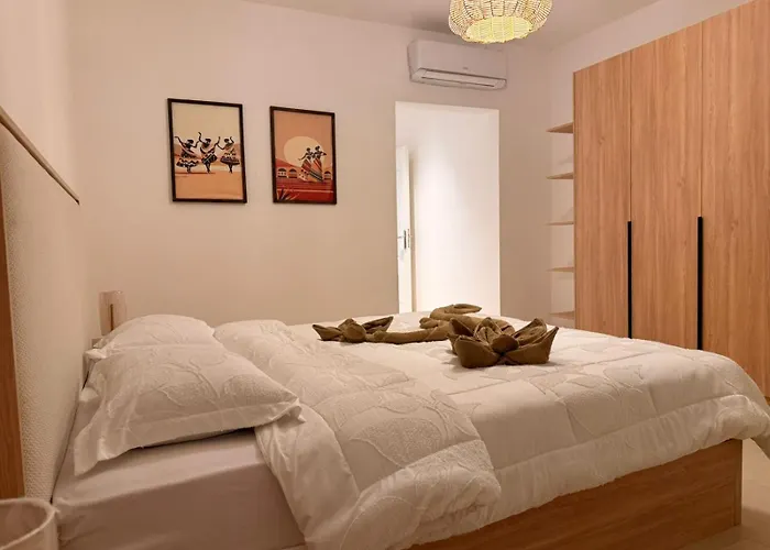 فيلة Spacious 3br Einbay With Terrace & Views