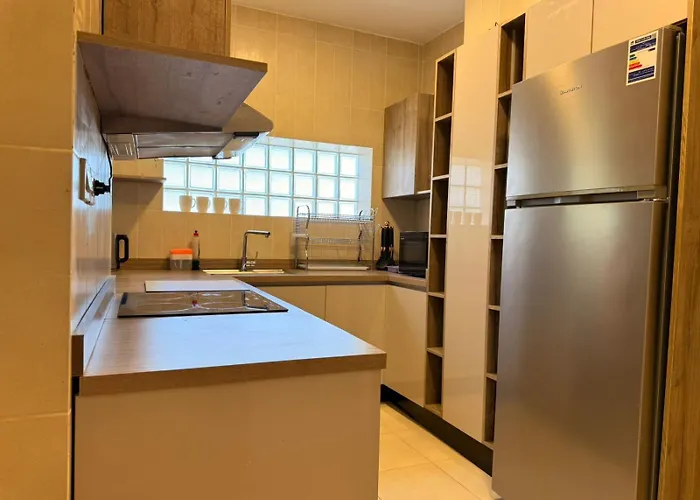 Spacious 3br Einbay With Terrace & Views فيلة عين السخنة
